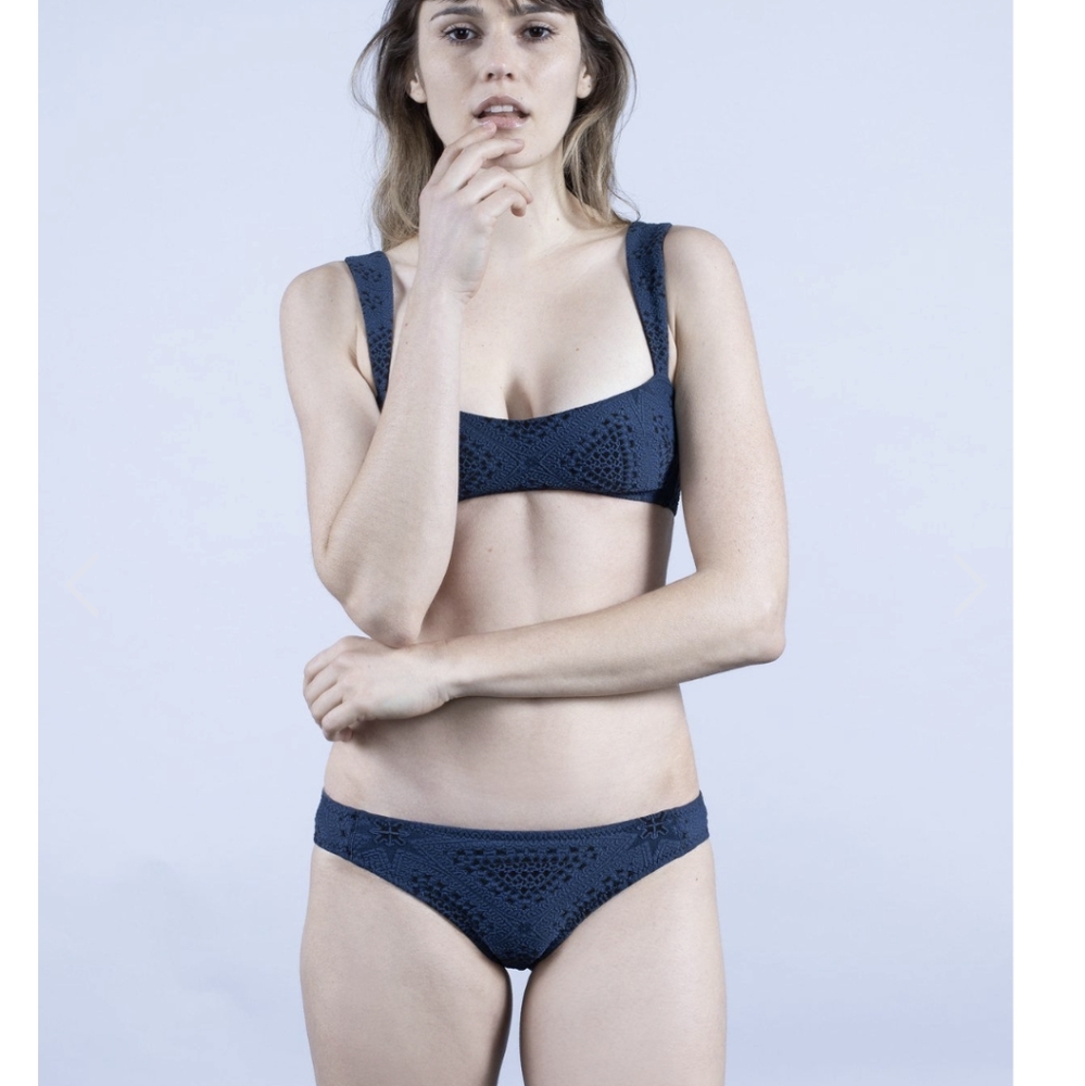 Malia mills blue jacquard riley and low rider set
